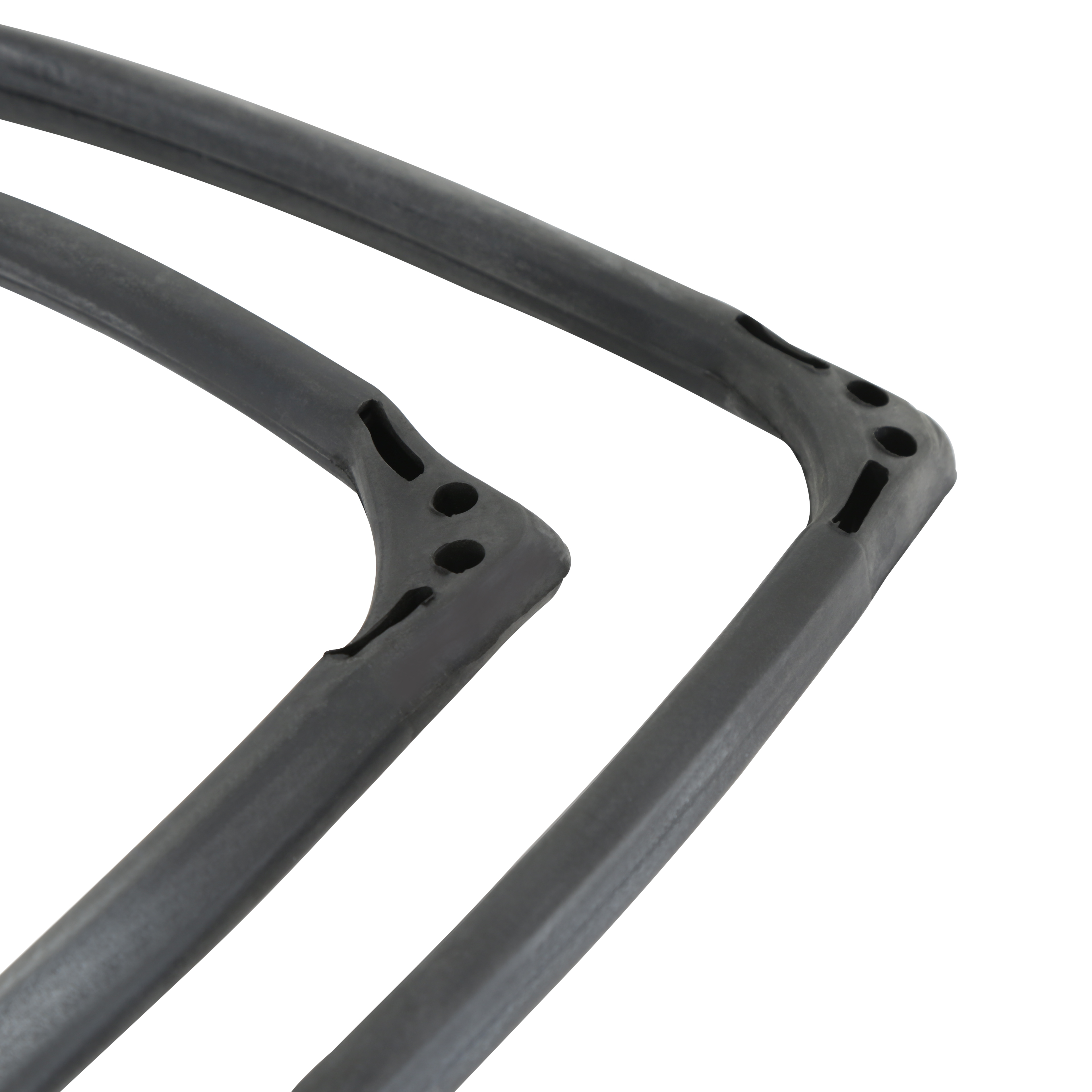 Brothers Trucks Blazer Tailgate Seal - On Tailgate