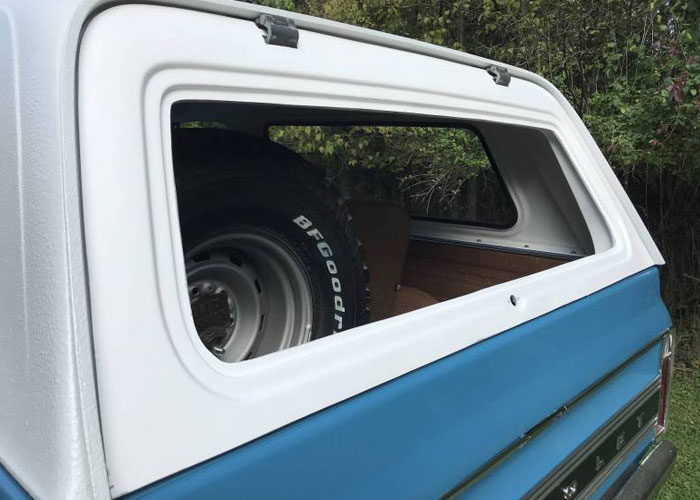 Brothers Trucks Rear Hatch