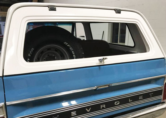 Brothers Trucks Rear Hatch - Image 3
