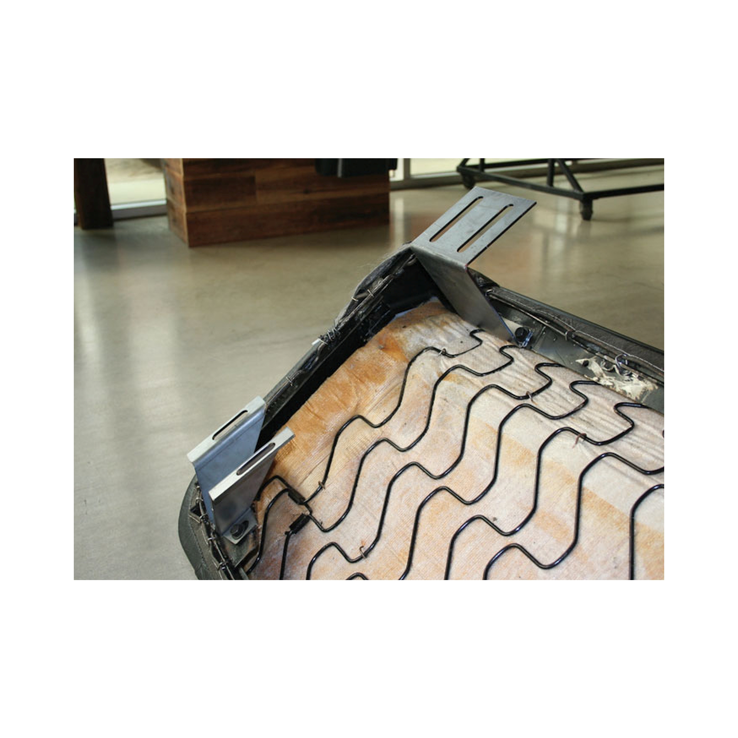 Brothers Trucks Lowered Seat Brackets - Low Hump & Factory Bench Seat - Image 2