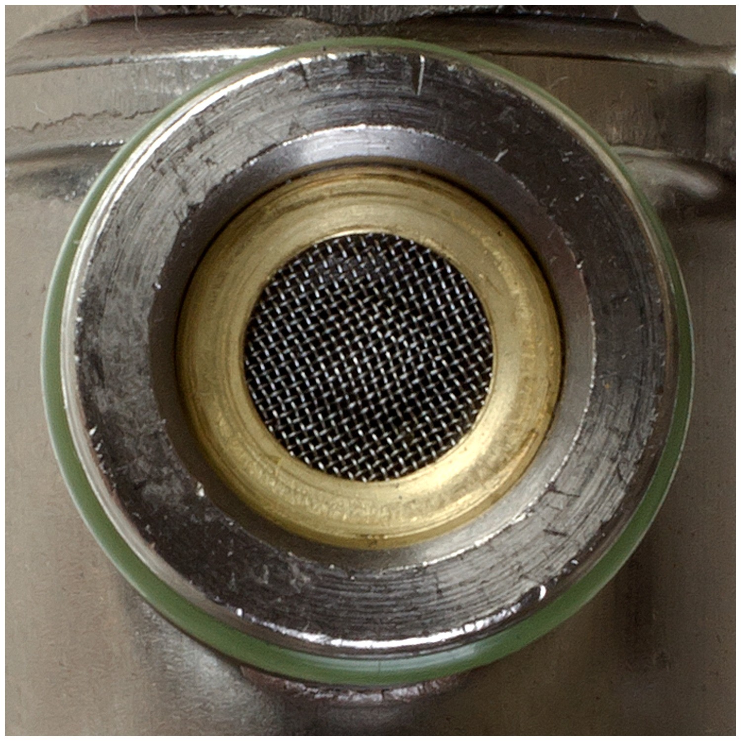 Delphi FP10003 Fuel Injection Pressure Regulator - Image 4