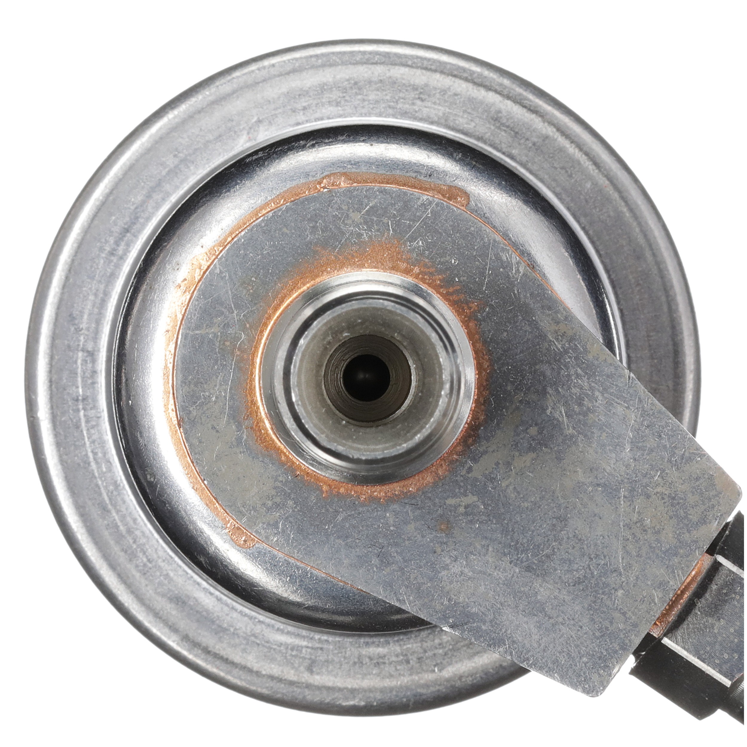 Delphi FP10559 Fuel Injection Pressure Regulator - Image 3