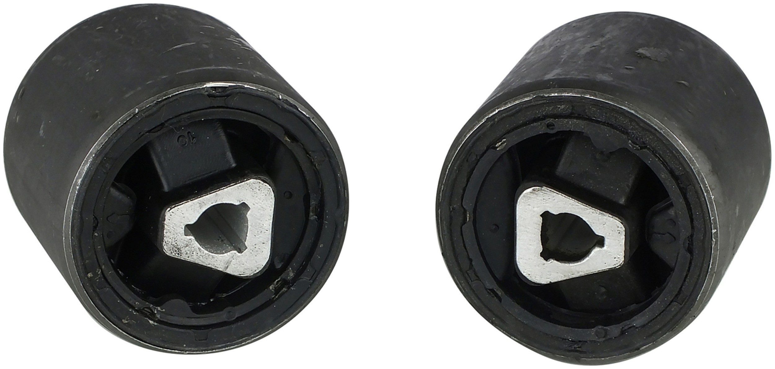 Delphi TD891W Suspension Control Arm Bushing Kit