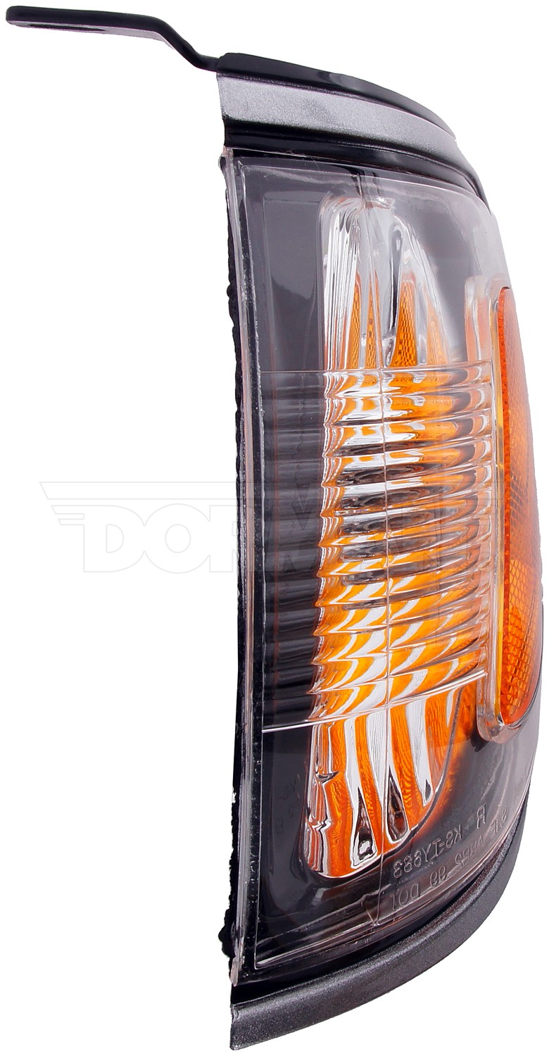 Dorman DOR-1631246 Side Marker Lamp Assembly - Image 4