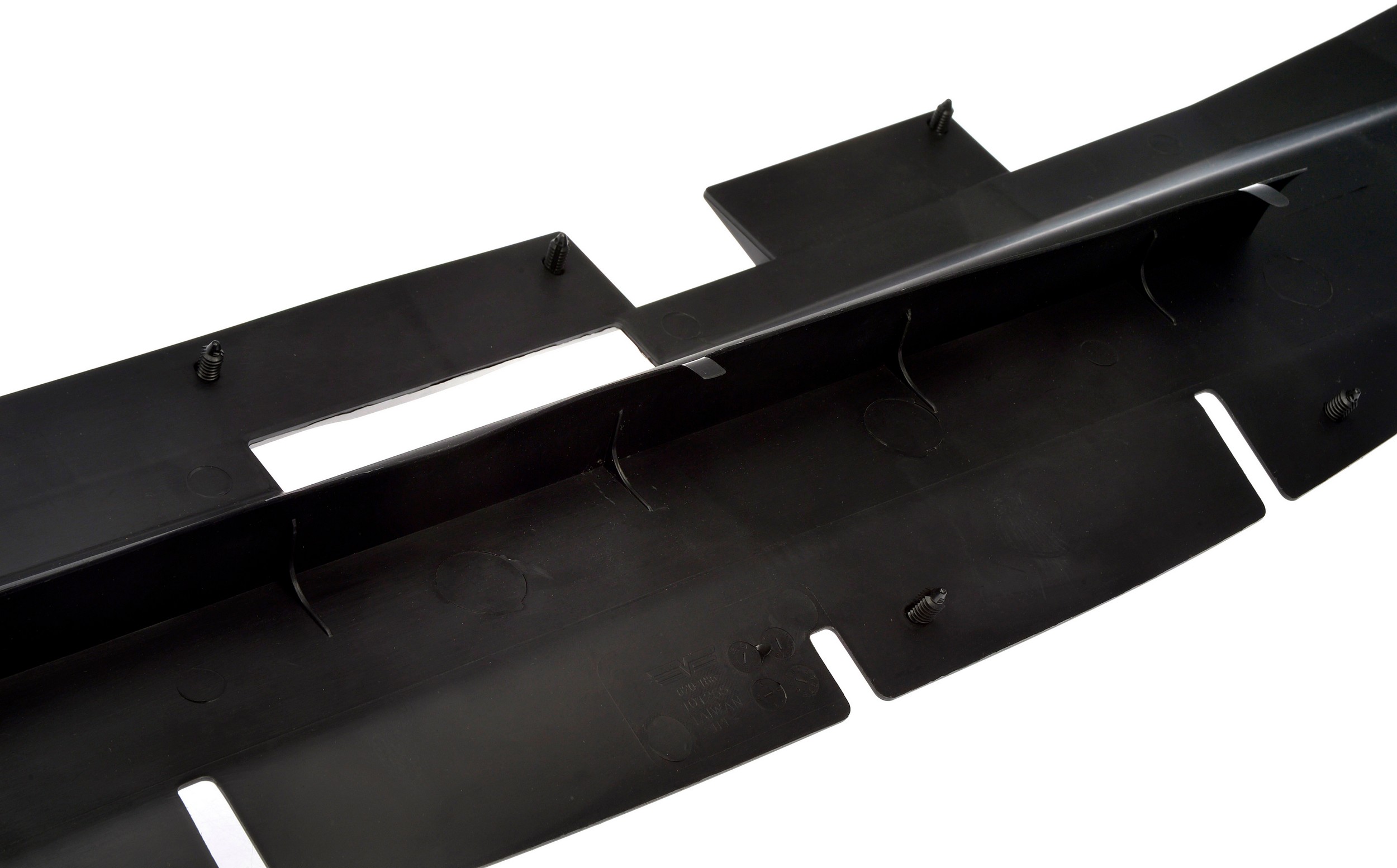Dorman DOR-620-186 Radiator Support Air Deflector - Image 3