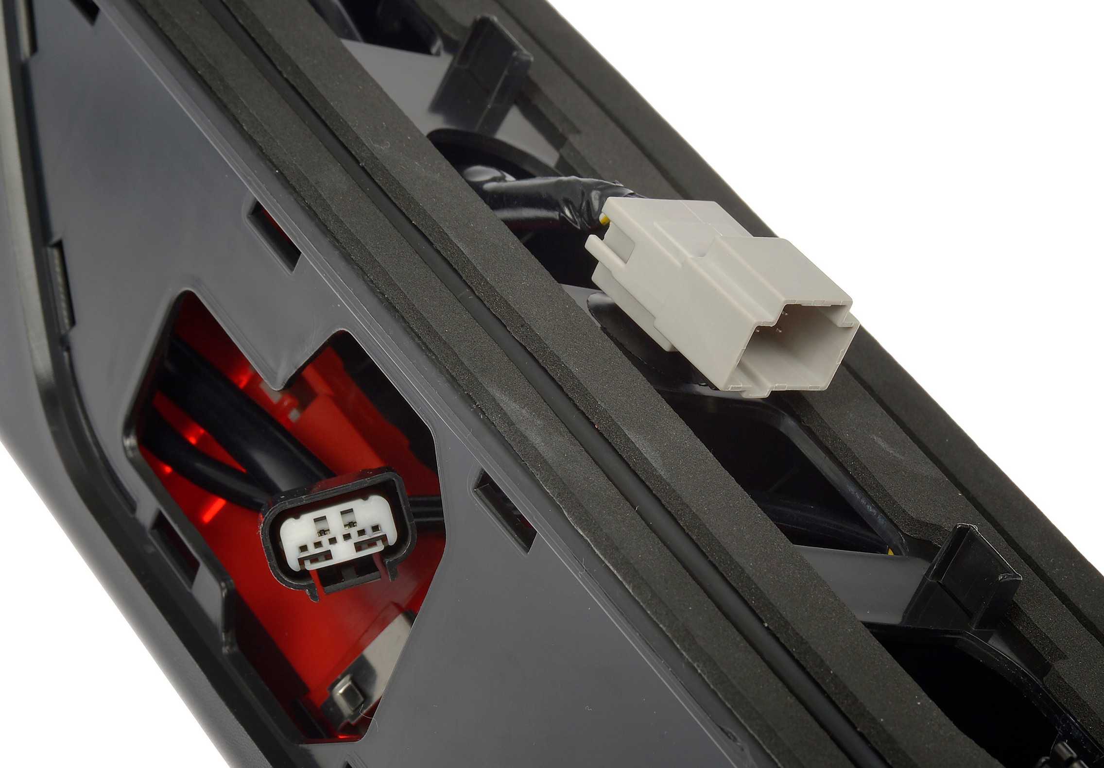 Dorman DOR-923-127 Third Brake Light Assembly - Image 9