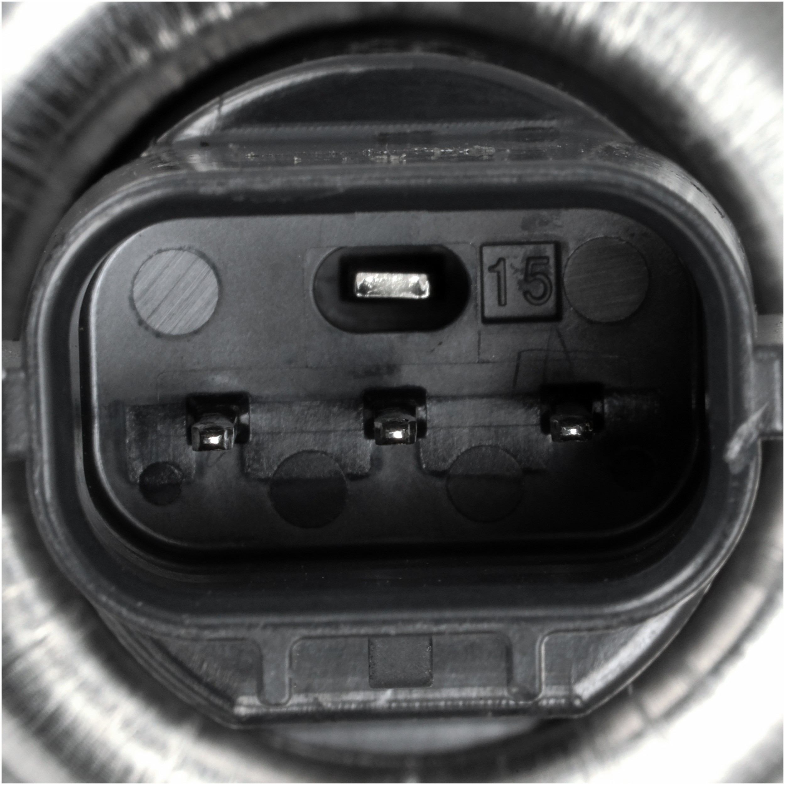 Gates VVS302 Engine Variable Valve Timing (VVT) Solenoid - Image 3