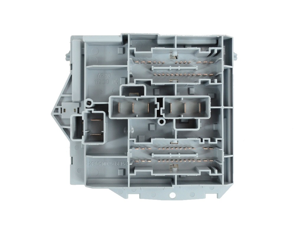 Mopar 68305537AB POWER DISTRIBUTION C, Intelligent Power - Image 2