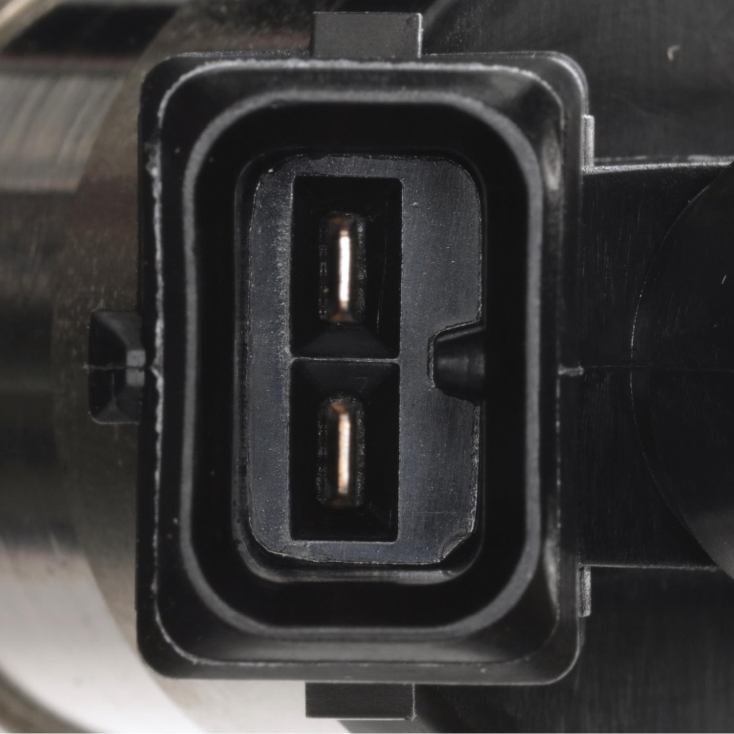 Standard FJ215 Fuel Injector - MFI - New - Image 5